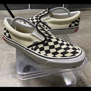 Vans Slip-on twisted checkerboard size 9 men’s